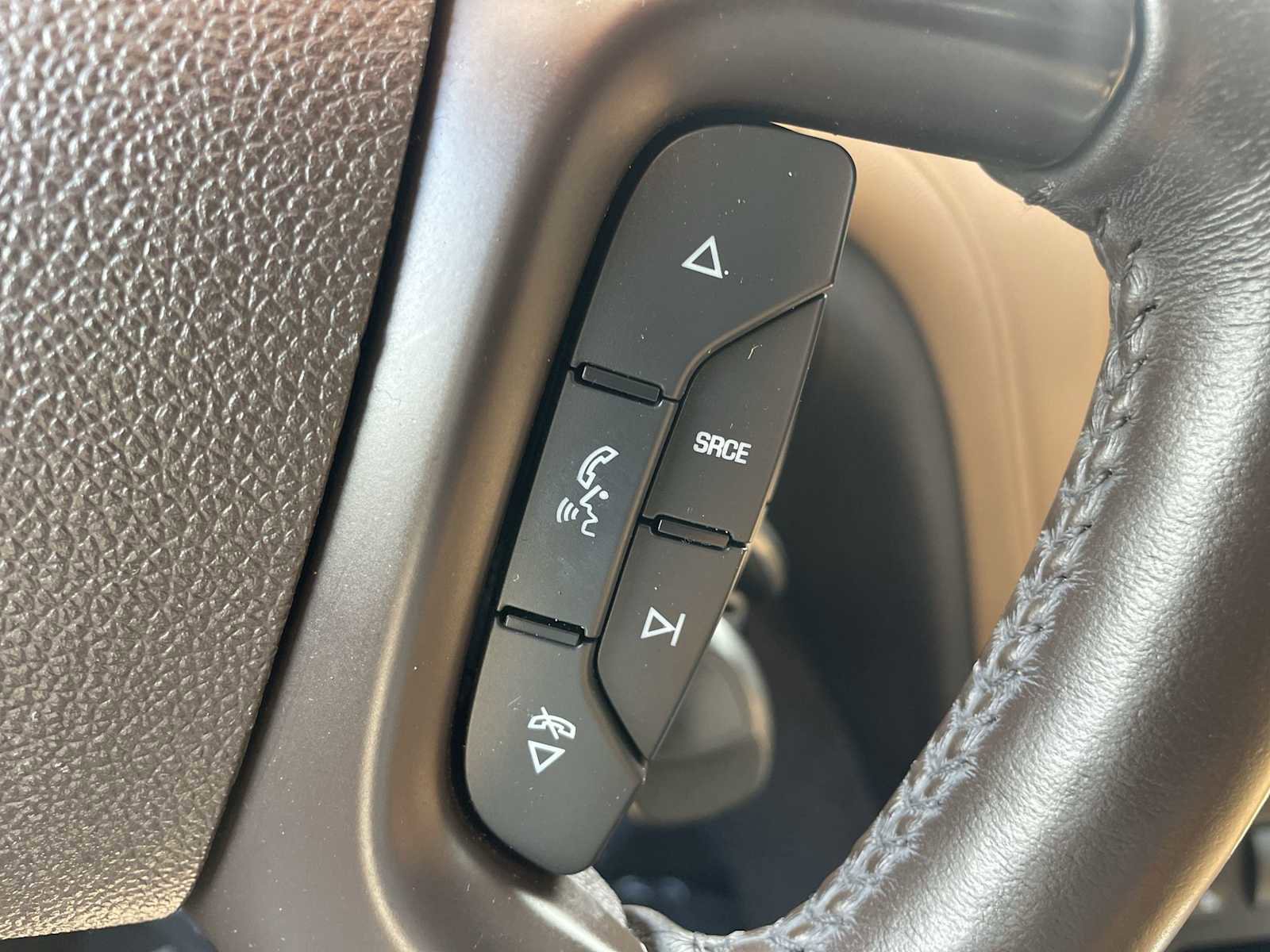 Used 2015 Buick Enclave Leather image 15