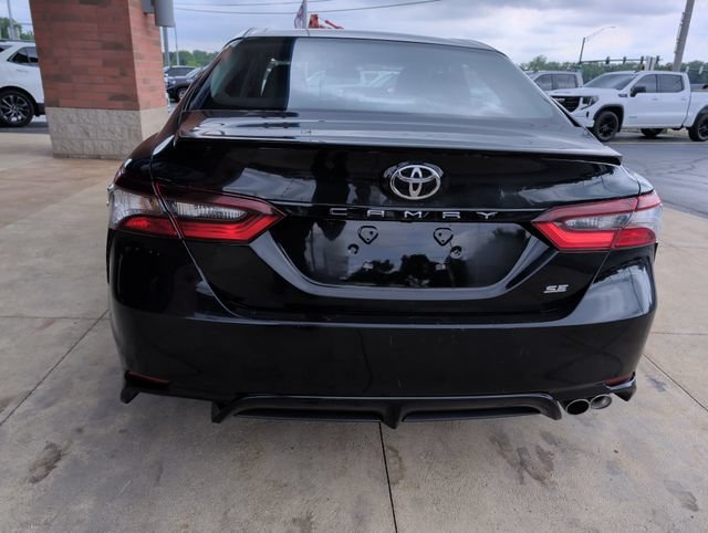 Used 2024 Toyota Camry SE FWD image 7