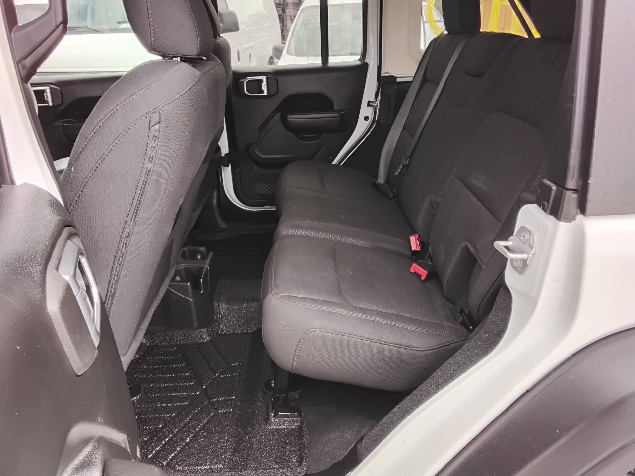 Used 2023 Jeep Wrangler Unlimited Sport image 17