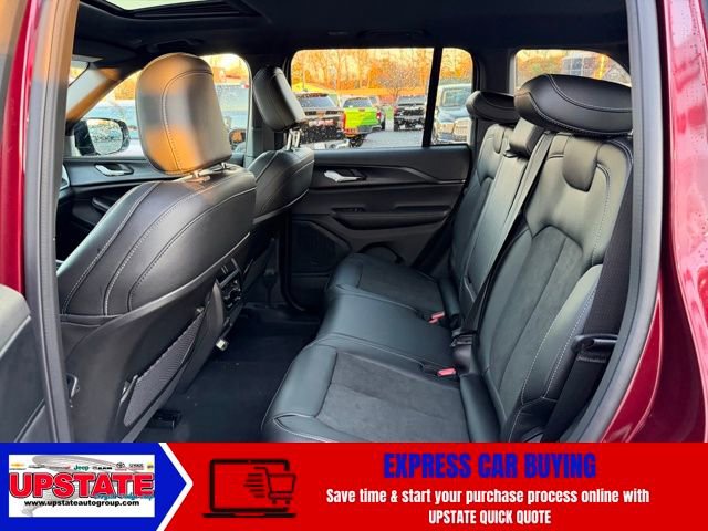 New 2025 Jeep Grand Cherokee Altitude image 6