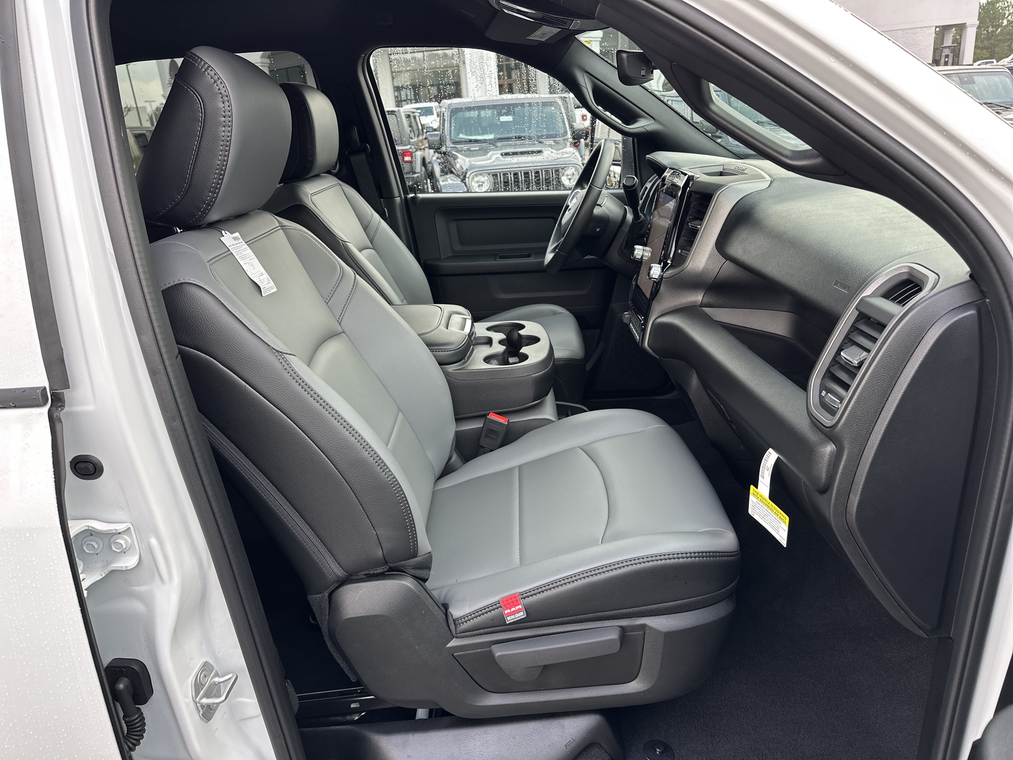 New 2026 RAM 2500 Tradesman AWD/4WD image 13