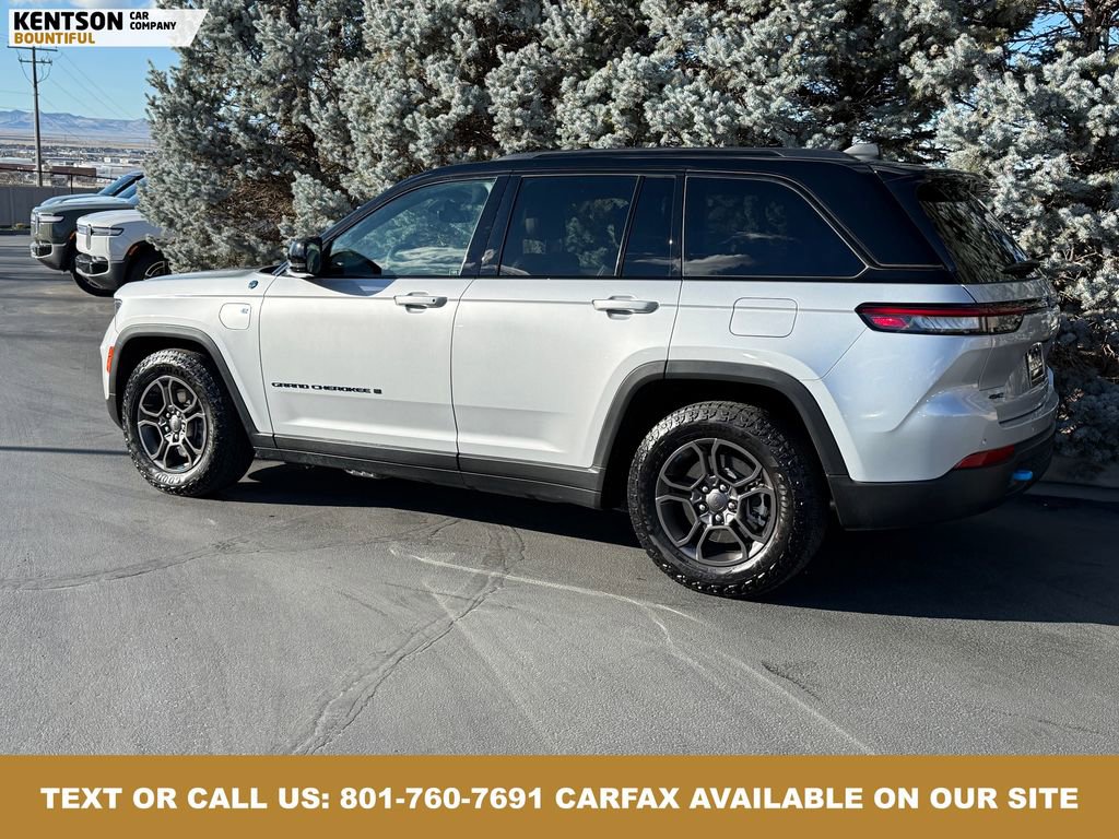 Used 2024 Jeep Grand Cherokee Trailhawk image 5