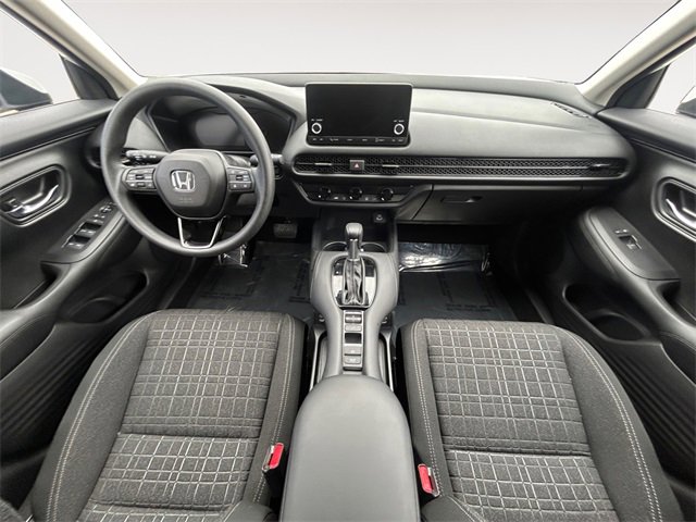 Used 2024 Honda HR-V LX image 10