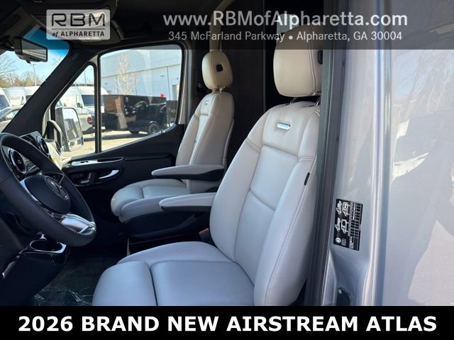 New 2025 Mercedes-Benz Sprinter 4500 image 13