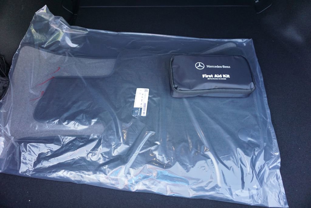 Certified 2025 Mercedes-Benz C 300 Sedan image 51