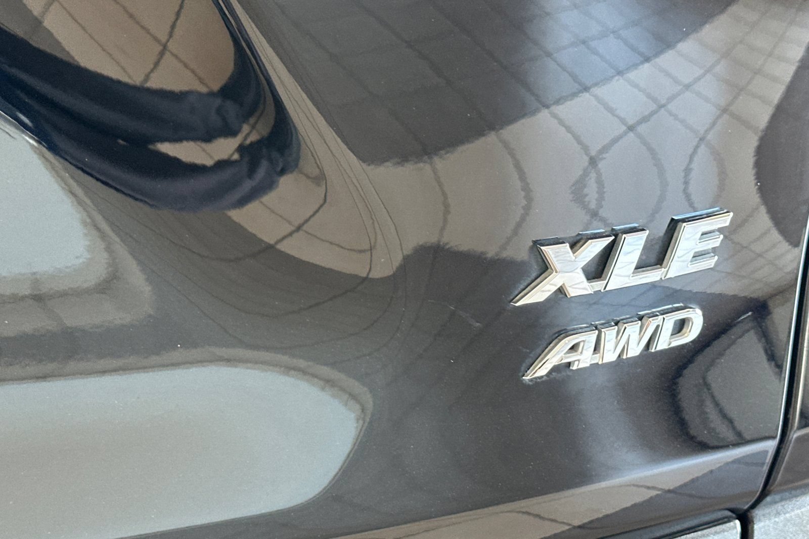 Certified 2022 Toyota RAV4 XLE Premium AWD/4WD image 27
