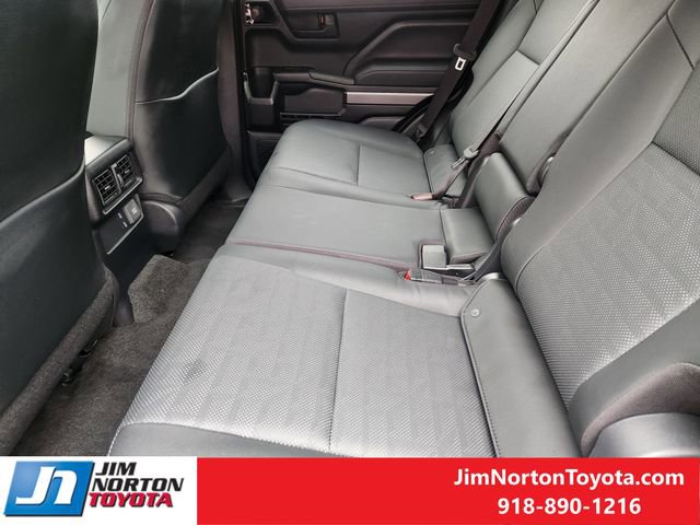 Used 2025 Toyota 4Runner TRD Off-Road Premium image 31