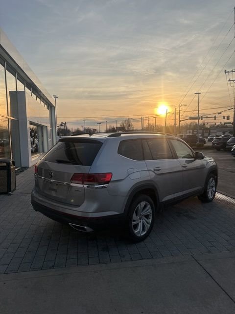 Used 2021 Volkswagen Atlas SE image 11