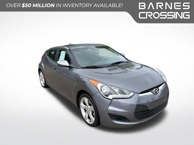 Used 2015 Hyundai Veloster FWD image 1