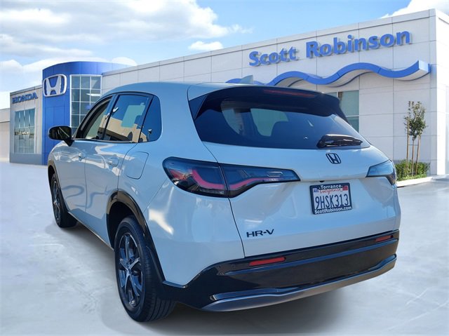 Certified 2024 Honda HR-V EX-L image 3
