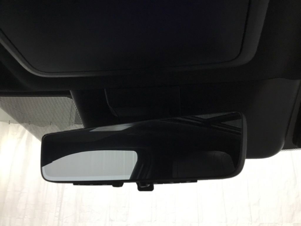 Used 2022 Toyota Tundra Platinum w/ Advanced Package image 32