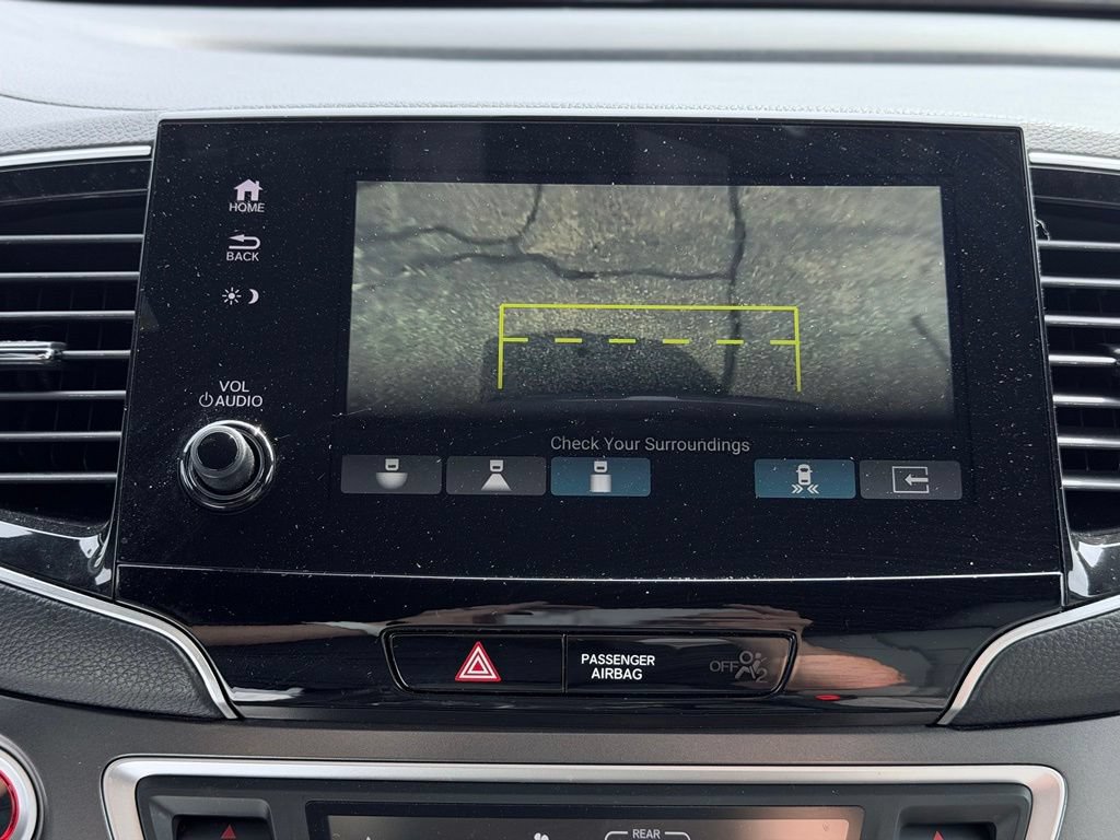 Used 2025 Honda Passport EX-L image 42