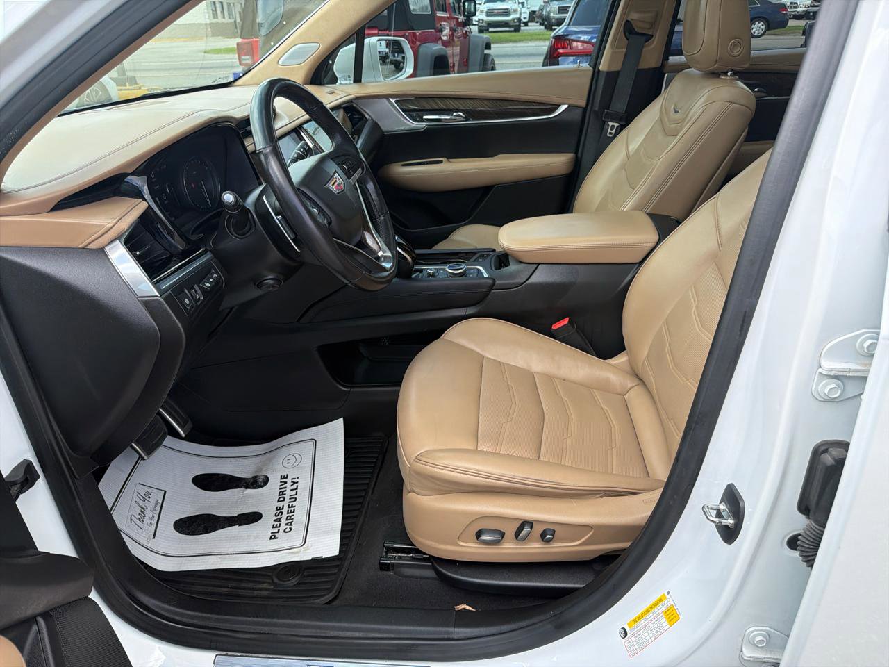 Used 2020 Cadillac XT6 Sport w/ Platinum Package AWD/4WD image 14