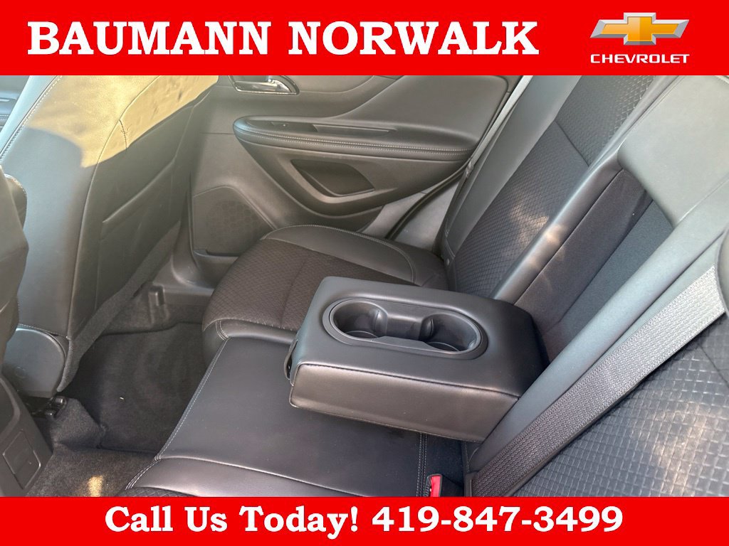 Used 2022 Buick Encore Preferred AWD/4WD image 18