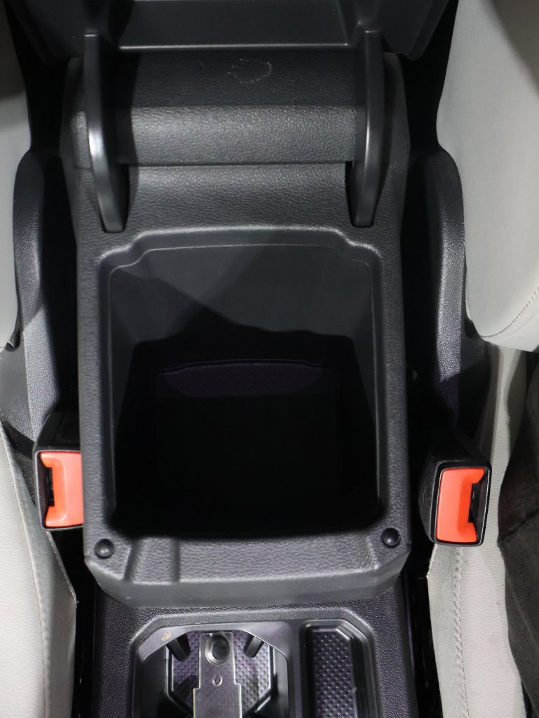 Used 2018 Volkswagen Tiguan SEL Premium AWD/4WD image 34