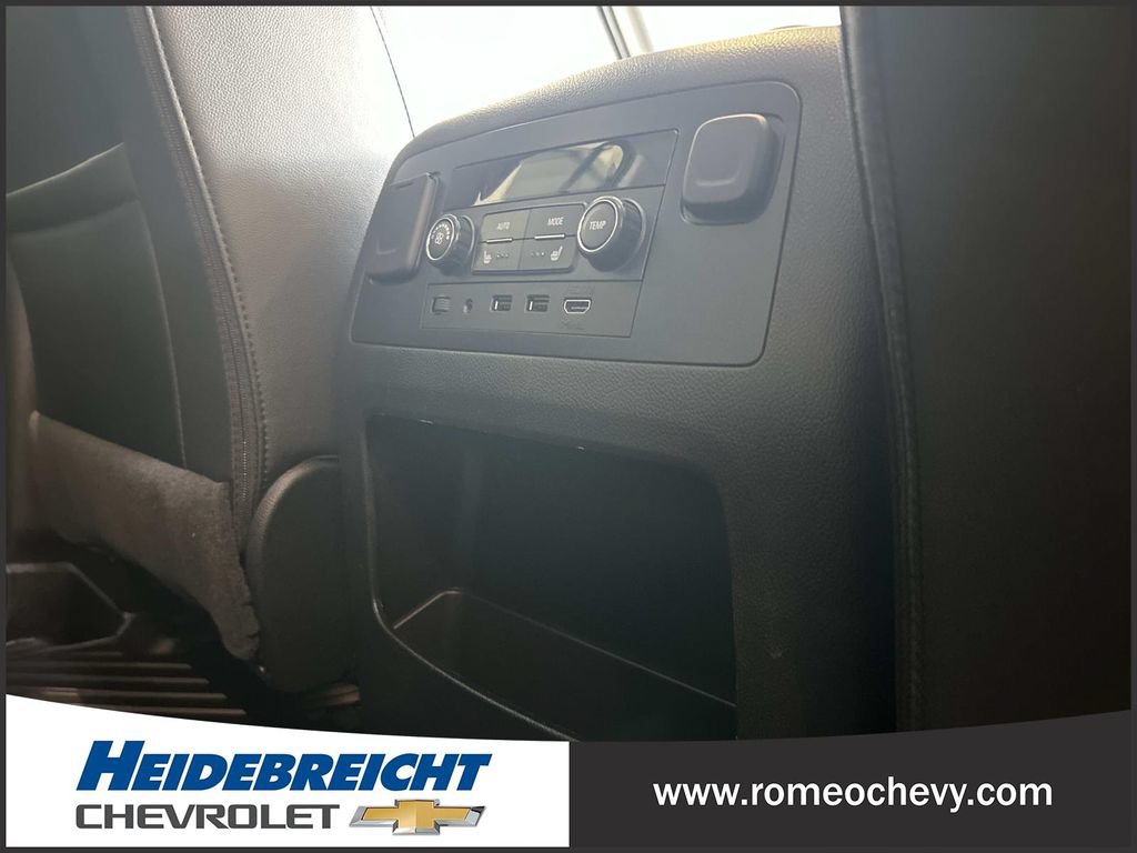Used 2019 Chevrolet Tahoe Premier AWD/4WD image 18