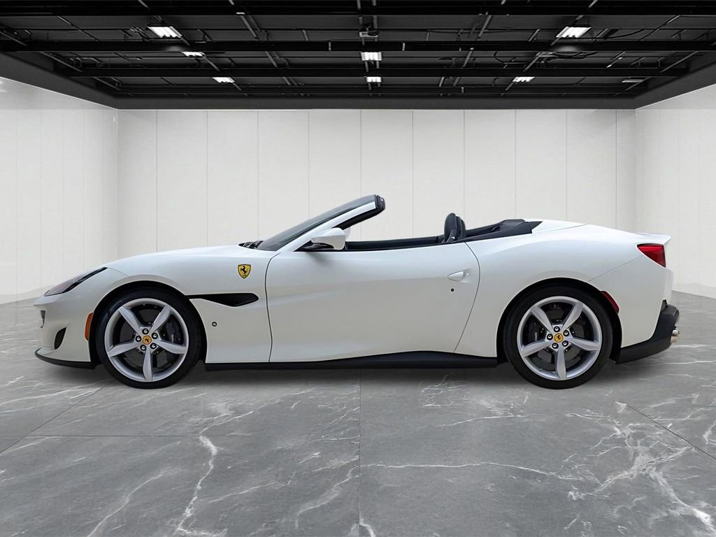 Used 2019 Ferrari Portofino image 3