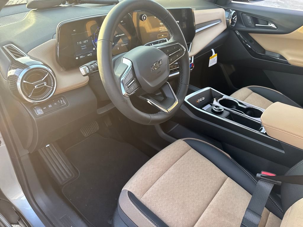 New 2026 Chevrolet Equinox ACTIV w/ Convenience Package III image 15