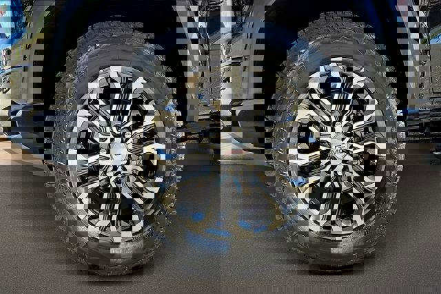 New 2026 GMC Canyon Denali image 12