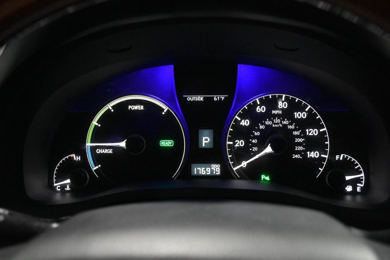 Used 2011 Lexus RX 450h AWD w/ Premium Pkg image 39