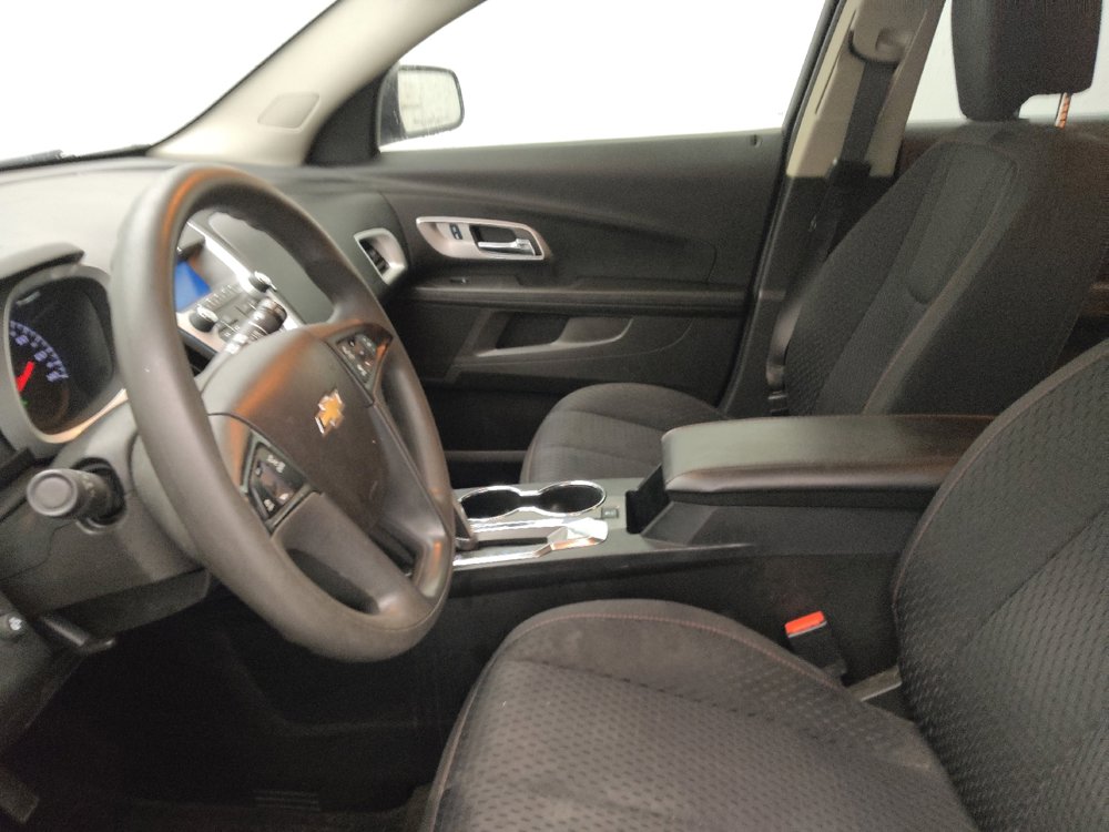 Used 2015 Chevrolet Equinox LS image 17