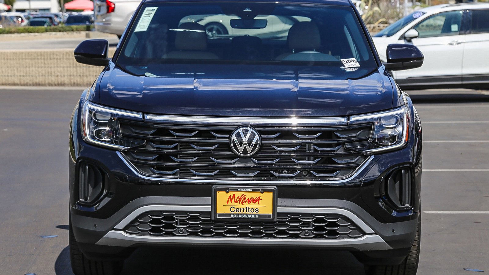 New 2026 Volkswagen Atlas Cross Sport SE image 2