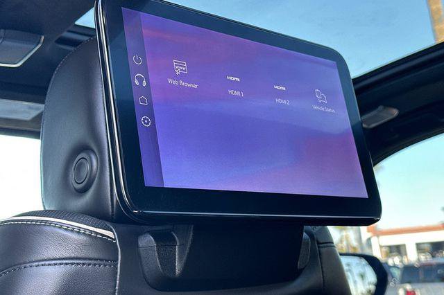 Certified 2026 Cadillac Escalade ESV Platinum Sport w/ LPO, ONYX Package image 15