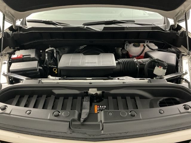 New 2026 Chevrolet Silverado 1500 RST w/ LPO, Dark Essentials Package AWD/4WD image 19