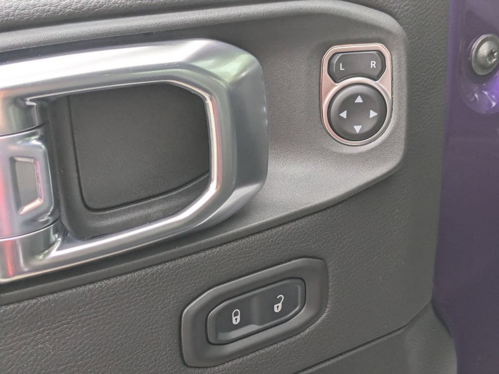 New 2026 Jeep Gladiator Sport AWD/4WD image 10