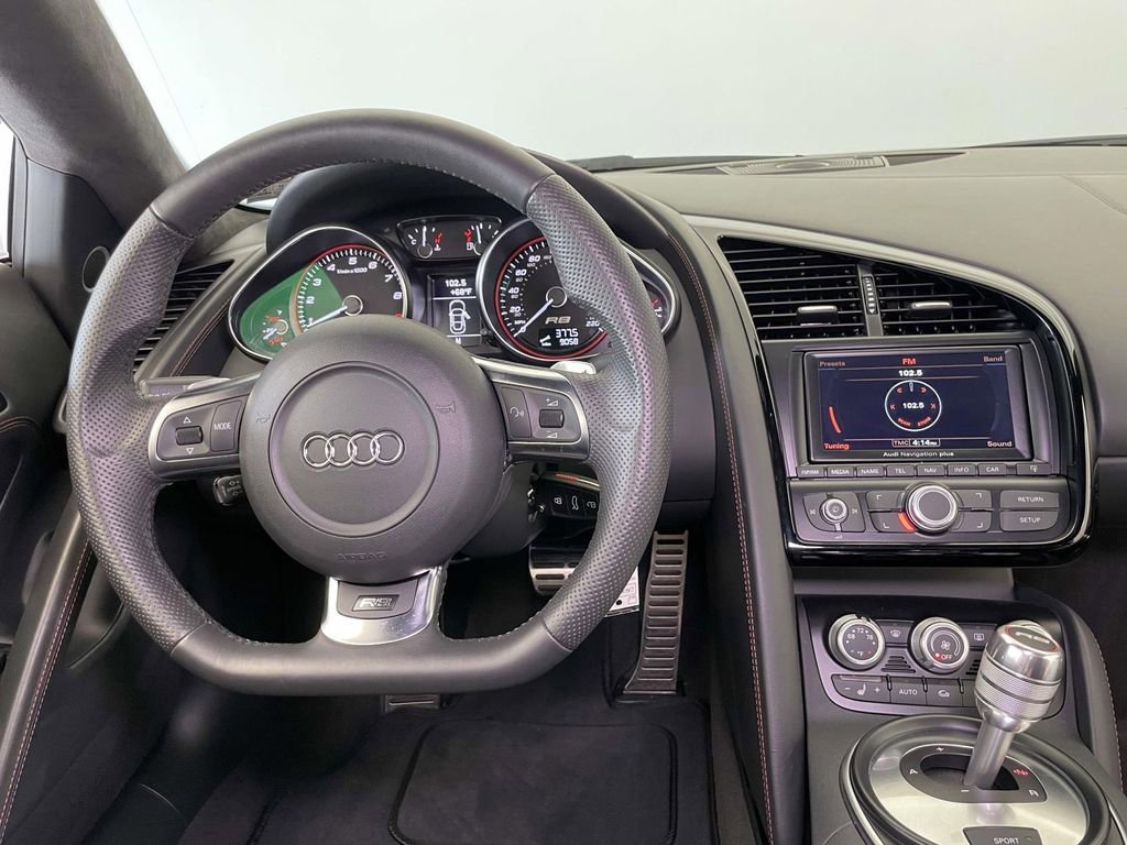Used 2012 Audi R8 V10 AWD/4WD image 22