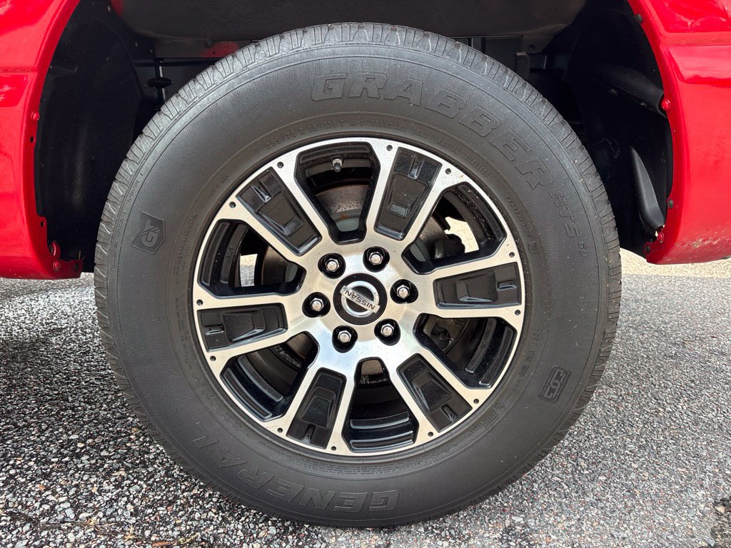 Used 2022 Nissan Titan SV RWD image 15