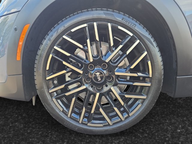 Used 2025 MINI Cooper S FWD image 4