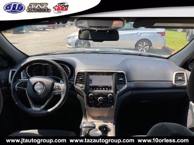 Used 2015 Jeep Grand Cherokee Laredo w/ Quick Order Package 23E RWD image 12