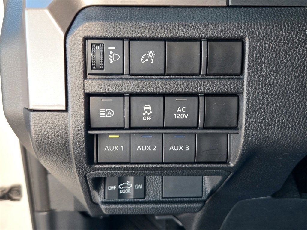 Used 2024 Toyota Tacoma TRD Off-Road image 24