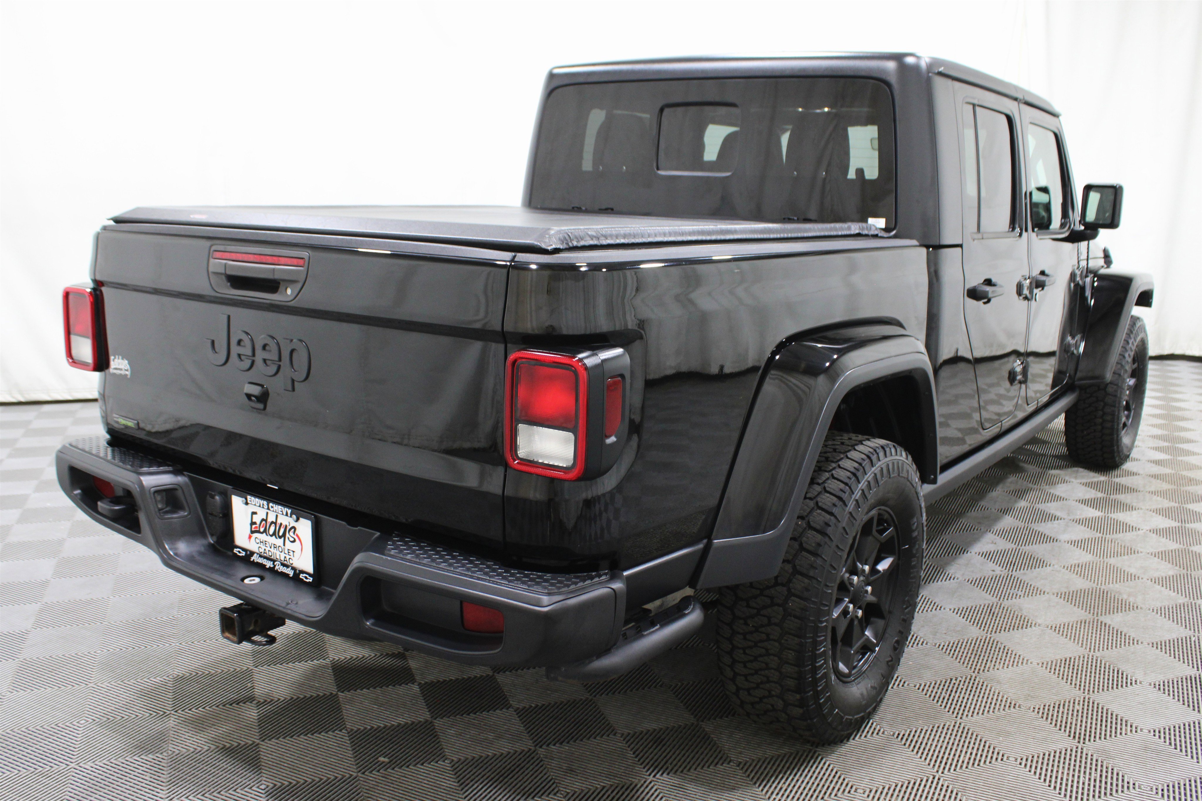 Used 2021 Jeep Gladiator Willys image 32