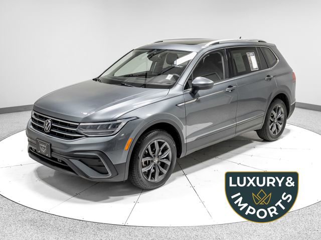 Used 2023 Volkswagen Tiguan SE w/ Panoramic Sunroof Package