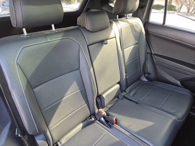 Used 2021 Volkswagen Tiguan SE R-Line image 36