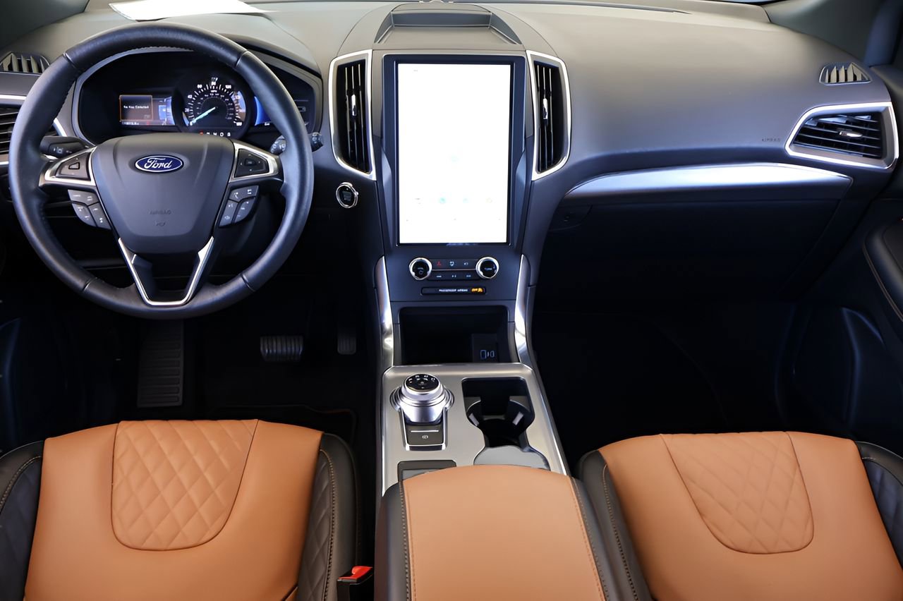 Used 2024 Ford Edge Titanium w/ Titanium Elite Package AWD/4WD image 14