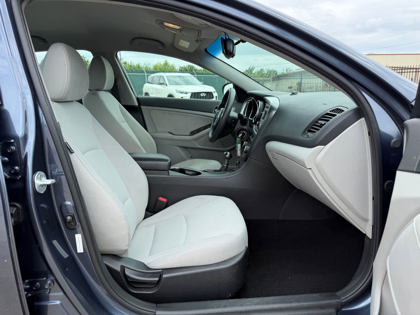 Used 2015 Kia Optima LX FWD image 22