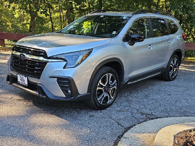 Certified 2026 Subaru Ascent Limited AWD/4WD image 4