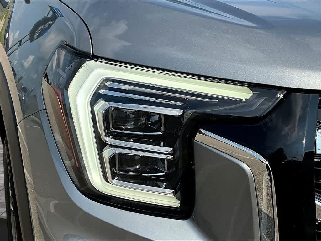 Used 2025 GMC Terrain Elevation AWD/4WD image 34