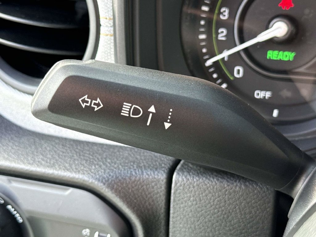 Used 2024 Jeep Wrangler Unlimited AWD/4WD image 24