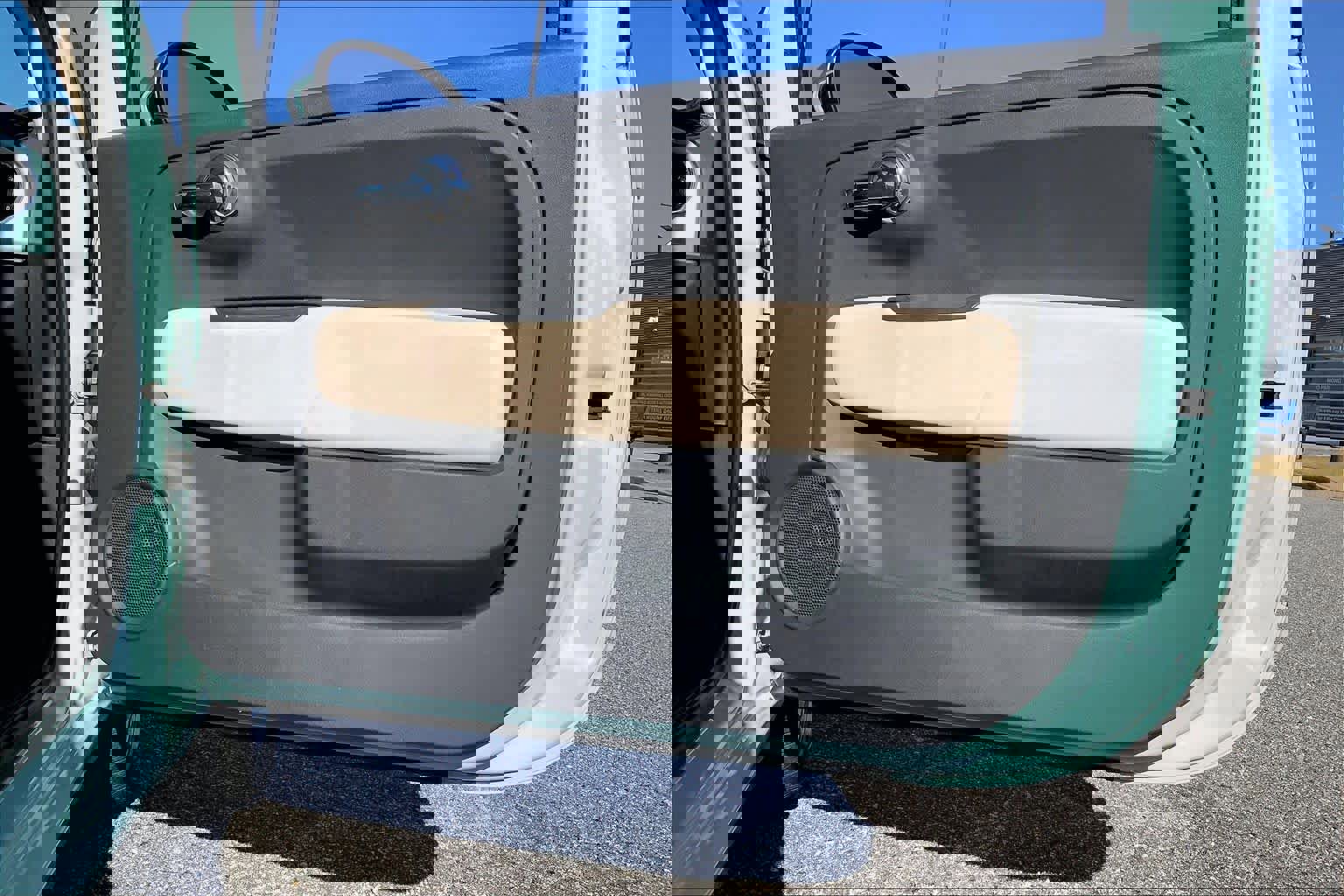 Used 2017 FIAT 500 Lounge image 22