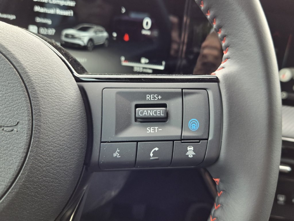 New 2026 Nissan Kicks SR w/ Cold Weather Package FWD image 19