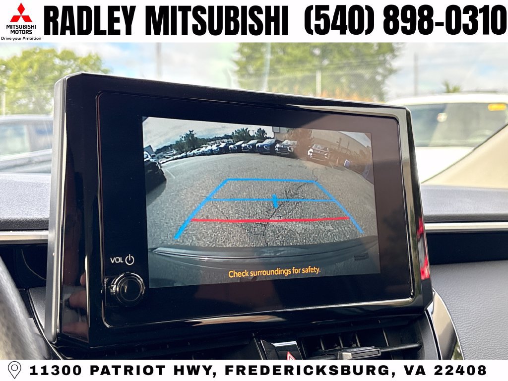 Used 2025 Toyota Corolla LE FWD image 9