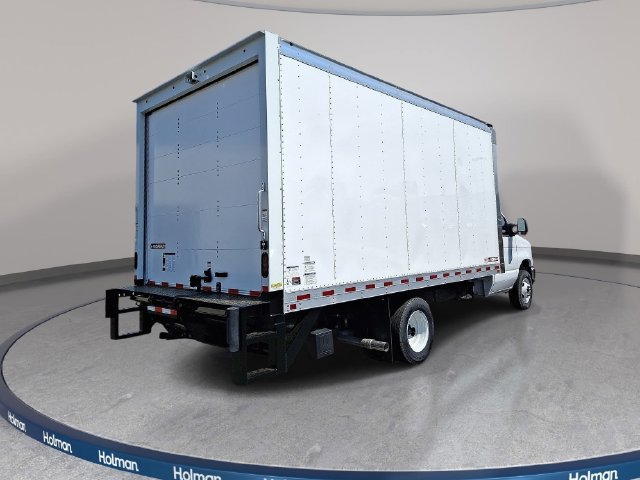 New 2027 Ford E-350 and Econoline 350 Super Duty w/ Driver's Safety Package RWD image 4