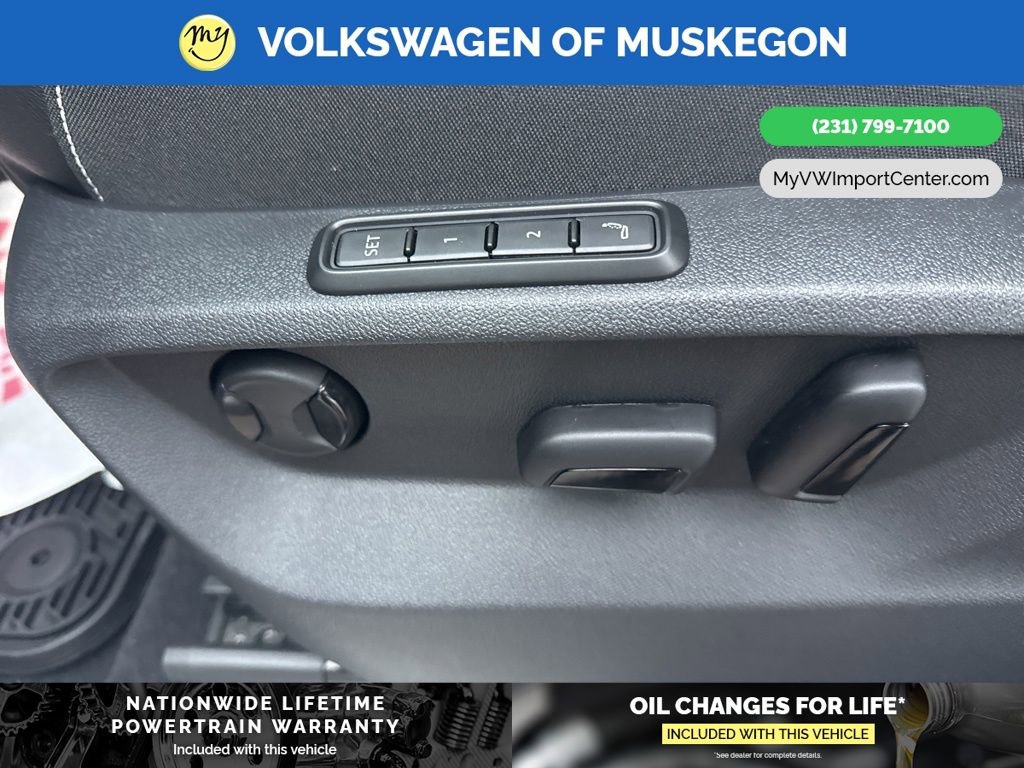 New 2026 Volkswagen Atlas Cross Sport SEL Premium R-Line image 12