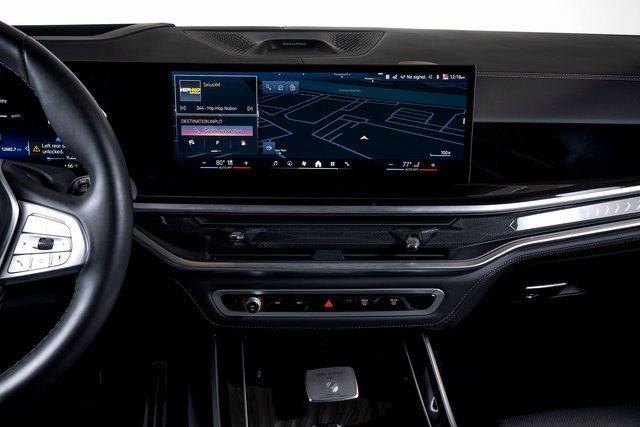 Used 2025 BMW ALPINA XB7 image 42