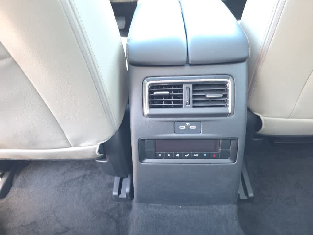 Used 2024 MAZDA CX-90 Plug-In Hybrid w/ Preferred AWD/4WD image 20