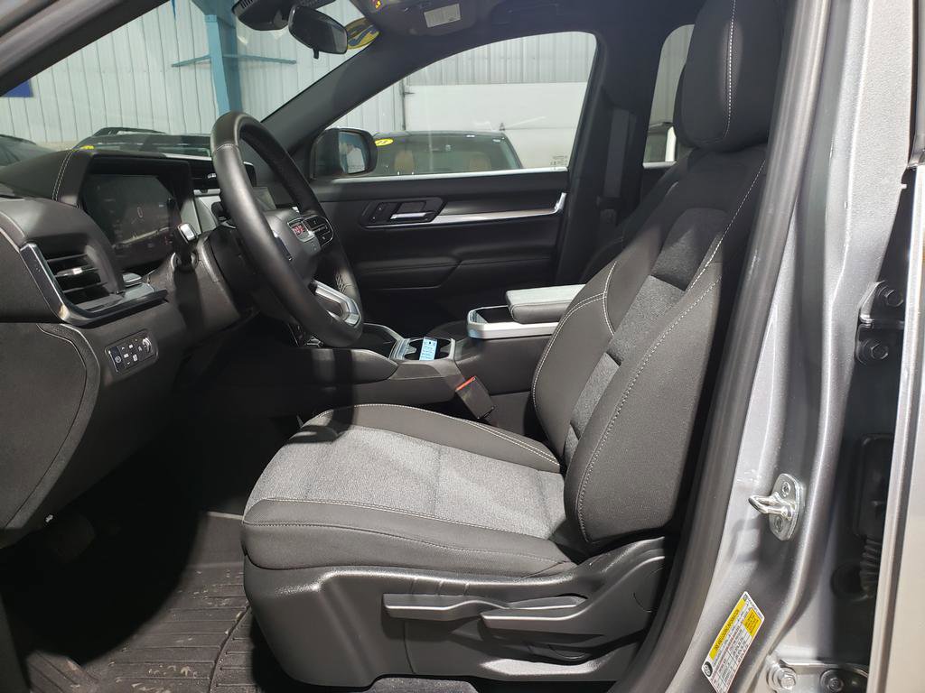 Used 2026 GMC Terrain Elevation image 10